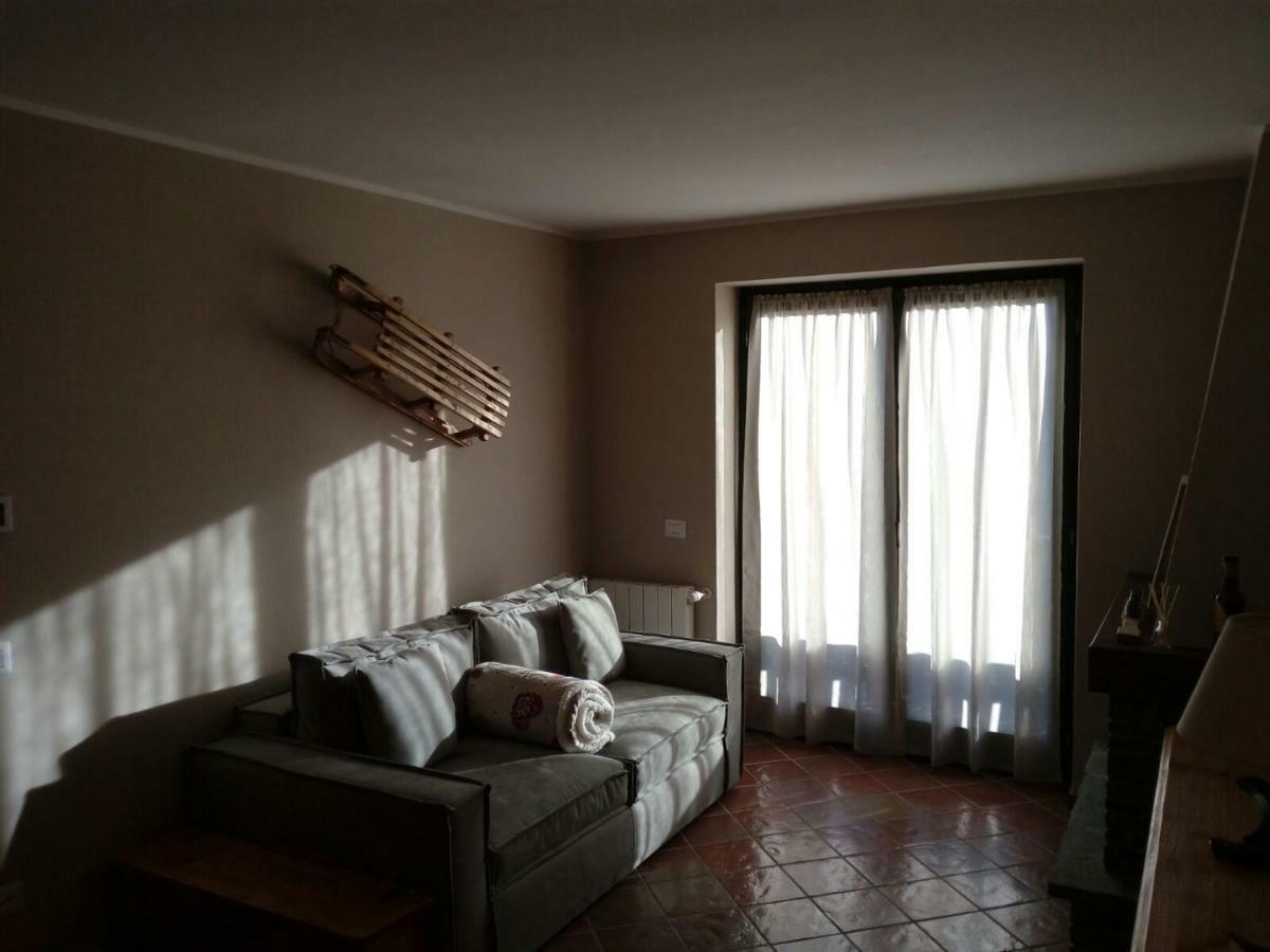 Rele B Apartamento Temù Exterior foto